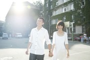 分手10个月后红毯十指紧扣：袁泉夏雨复合背后
