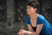 结婚23年没办婚礼，这次她19岁儿子曝光后