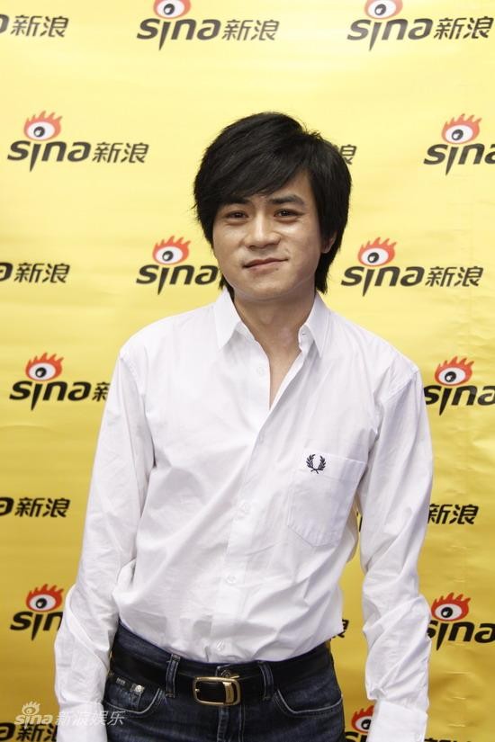杨树鹏:被前妻嫁伴郎打脸,独自与光影为伴的“困兽”导演 杨树鹏:被前妻嫁伴郎打脸,独自与光影为伴的“困兽”导演